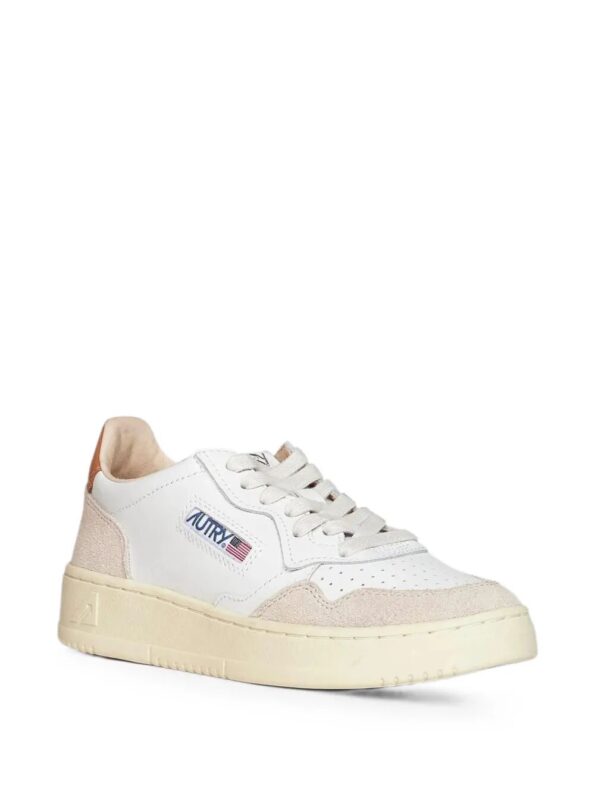 11062026_057.jpg AUTRY Sneaker Medalist Low White